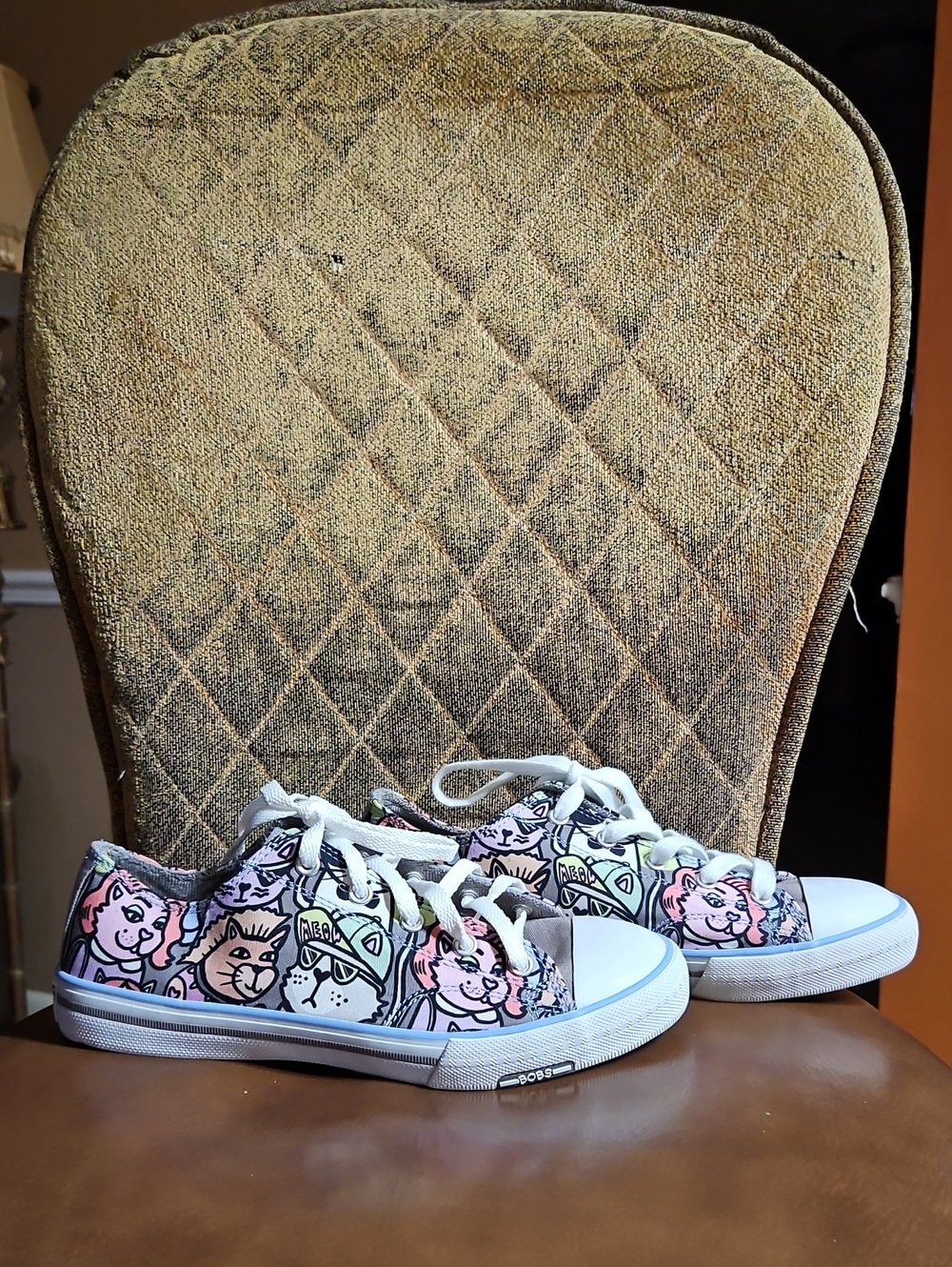 Bobs From Skechers For Dogs Utopia Lace Up Sneakers Shoes Gray Pink Cats Print